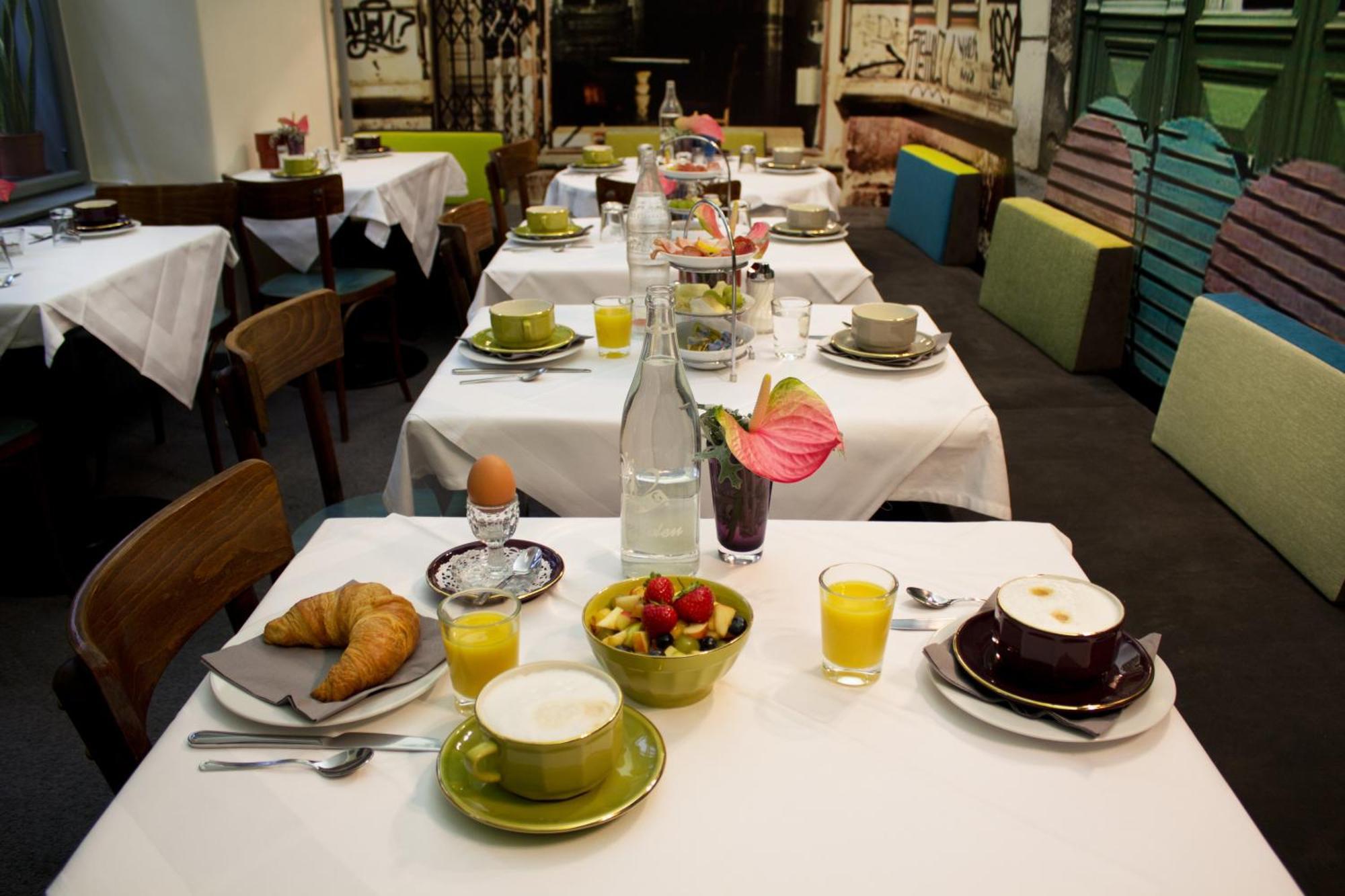 Saint Shermin Bed Breakfast & Champagne Bécs Kültér fotó