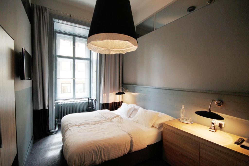 Saint Shermin Bed Breakfast & Champagne Bécs Kültér fotó