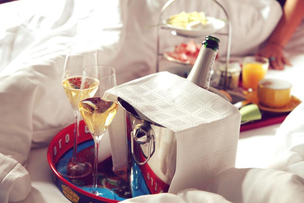 Saint Shermin Bed Breakfast & Champagne Bécs Kültér fotó